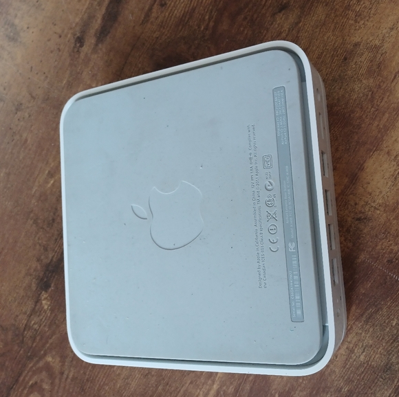 Apple A1408 Airport Extreme Base Station - Picture 5 of 6